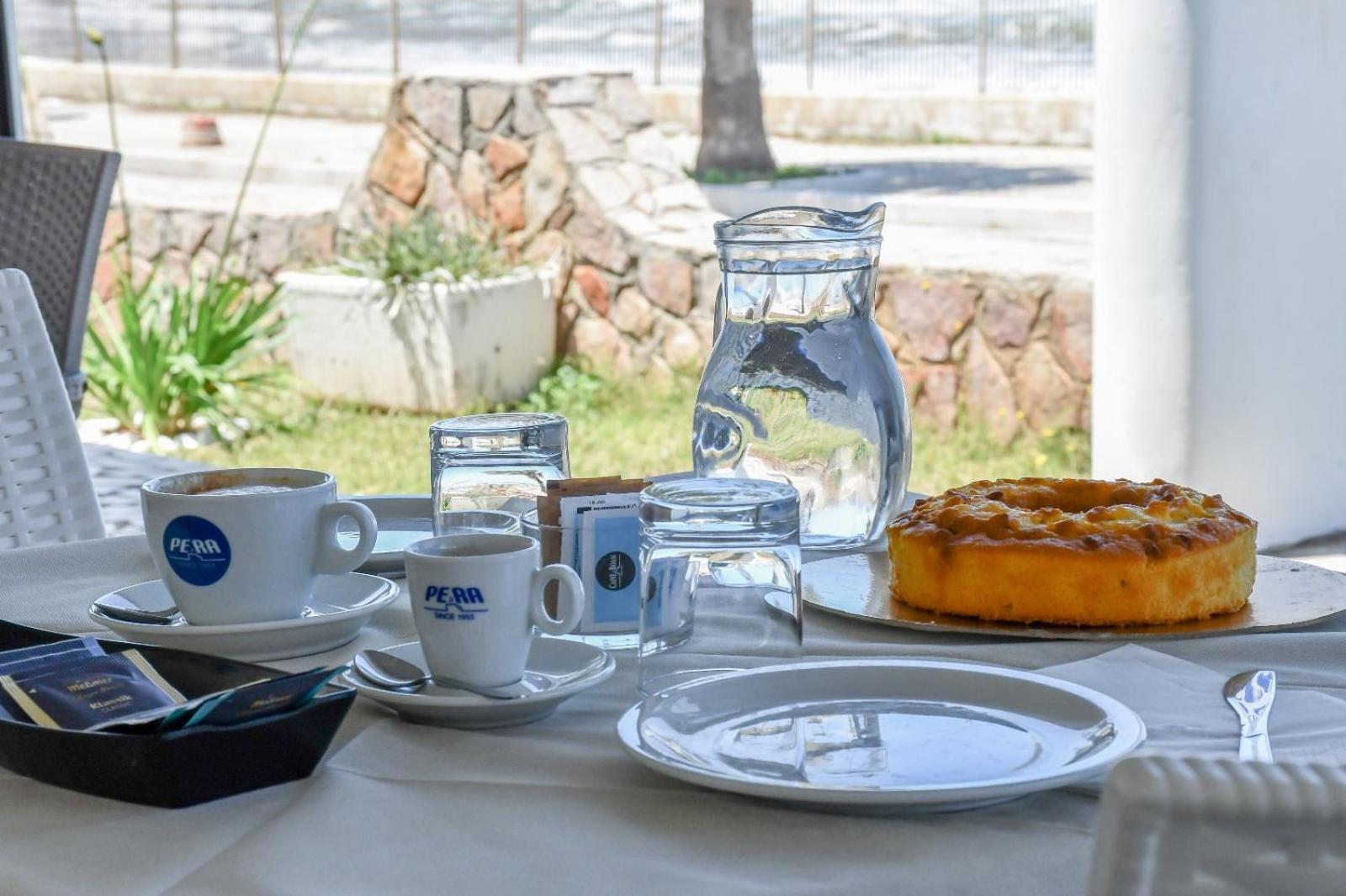 Vela Club Hotel & Appartamenti Rodi Garganico Buitenkant foto